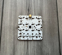 Load image into Gallery viewer, Vault 16 Macro Pad